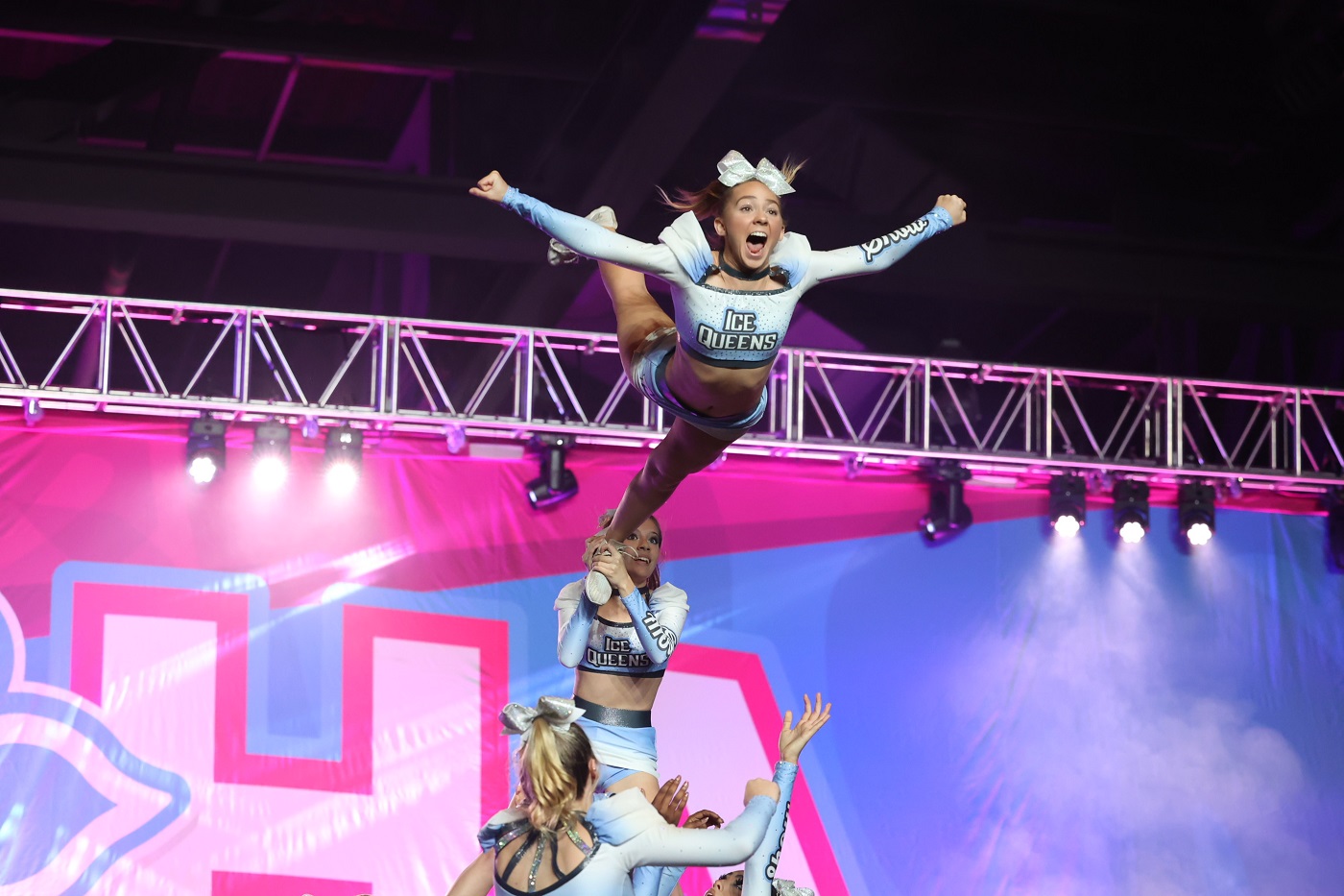 performance cheerleading12