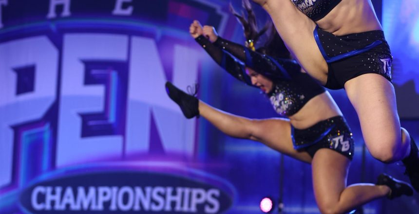 performance cheerleading 2